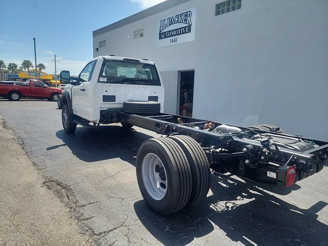 2024 Ford F-600 