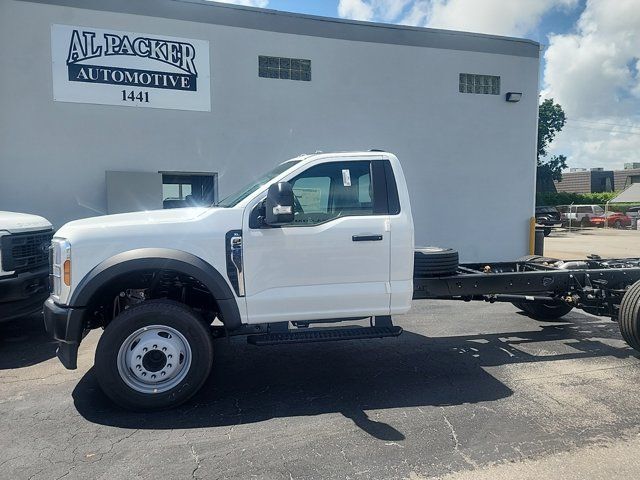 2024 Ford F-600 