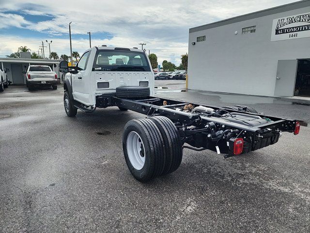 2024 Ford F-600 