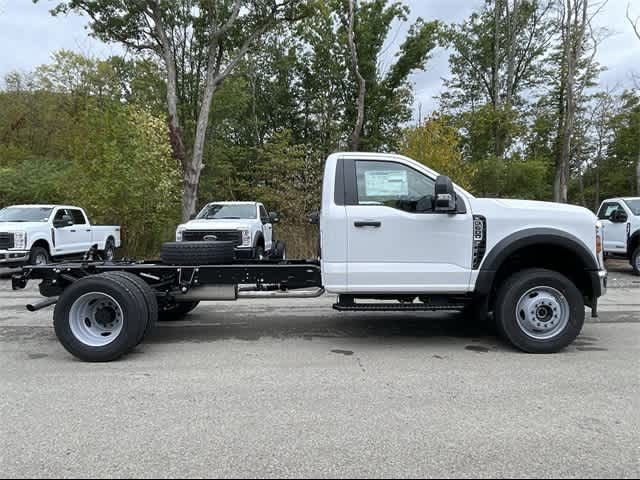 2024 Ford F-600 