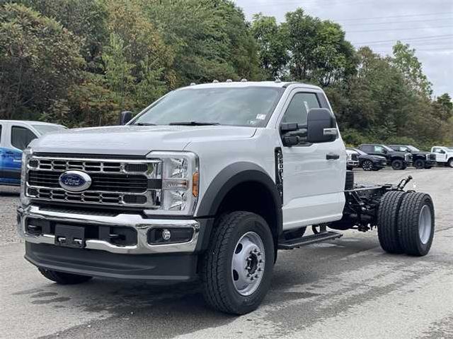 2024 Ford F-600 