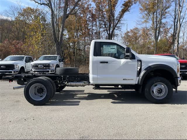 2024 Ford F-600 