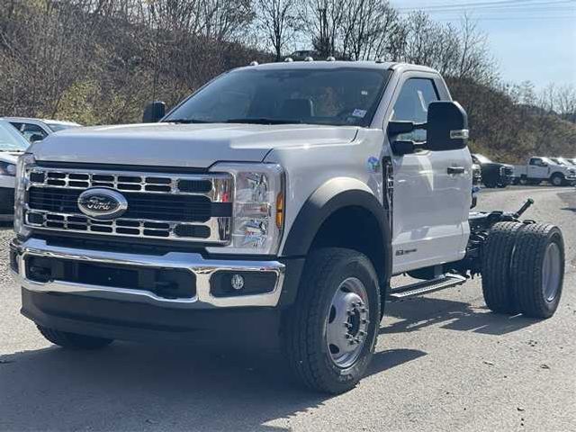 2024 Ford F-600 