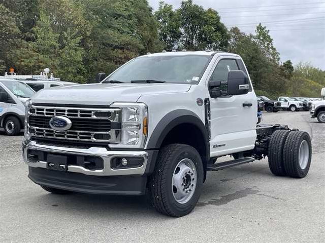 2024 Ford F-600 