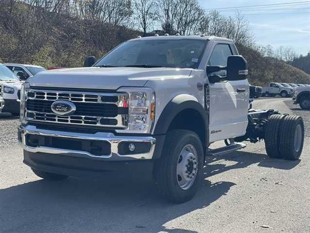 2024 Ford F-600 