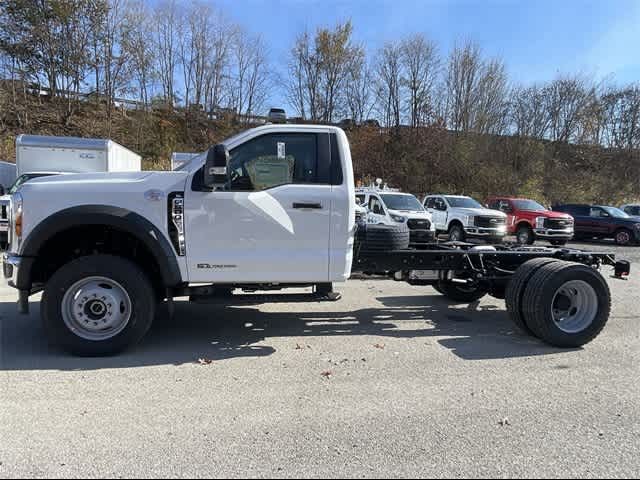 2024 Ford F-600 