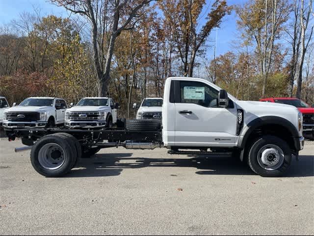 2024 Ford F-600 