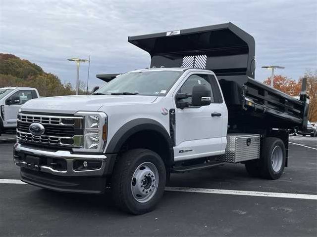 2024 Ford F-600 