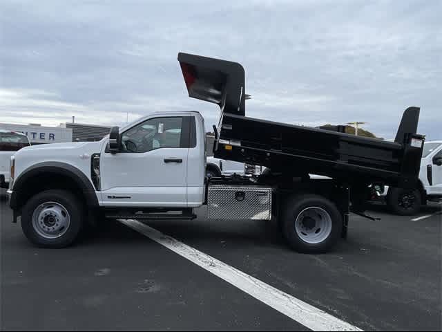 2024 Ford F-600 