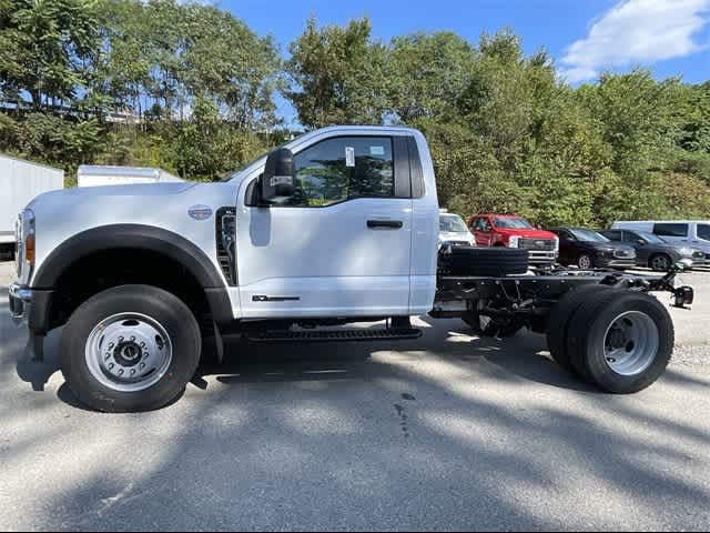 2024 Ford F-600 