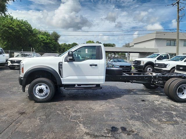 2024 Ford F-600 