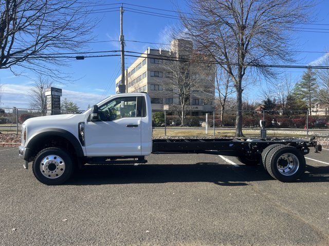 2024 Ford F-600 XLT