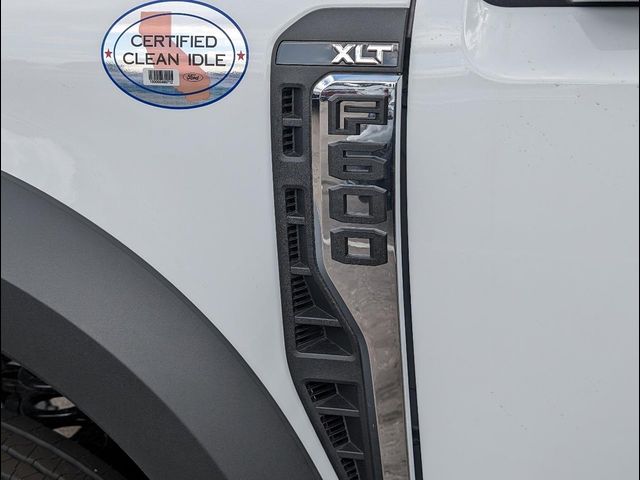 2024 Ford F-600 XLT