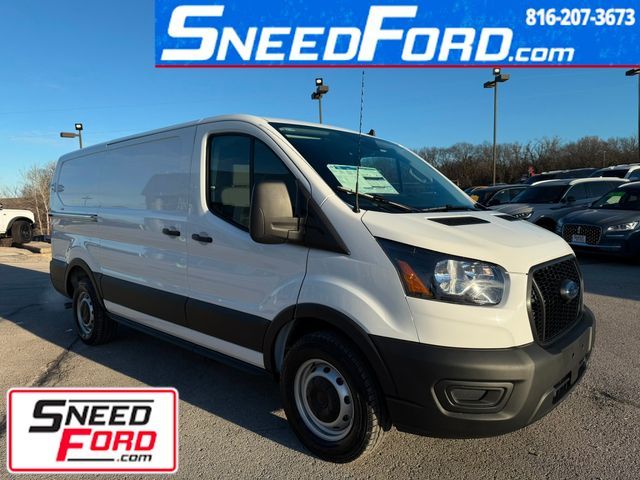 2024 Ford Transit Base