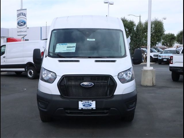 2024 Ford Transit Base