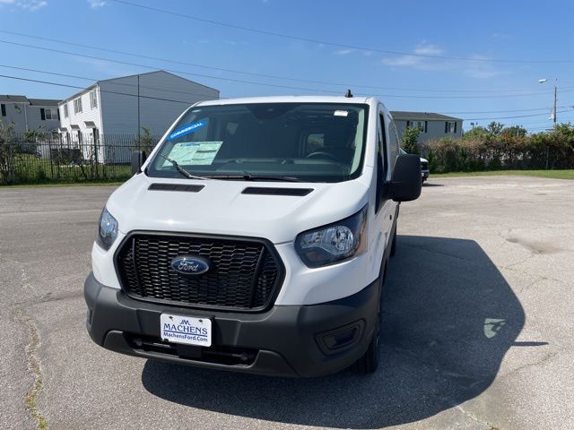 2024 Ford Transit Base