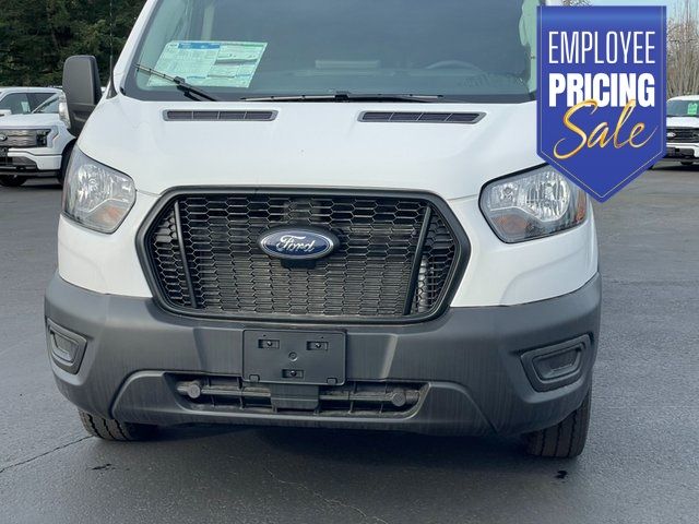 2024 Ford Transit Base