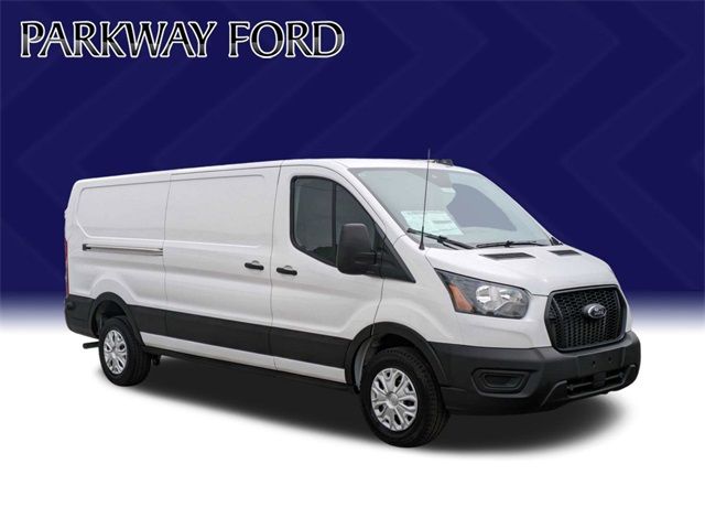 2024 Ford Transit Base