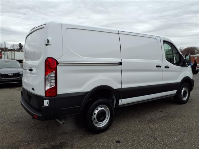 2024 Ford Transit Base