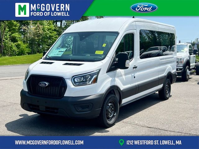 2024 Ford Transit Base