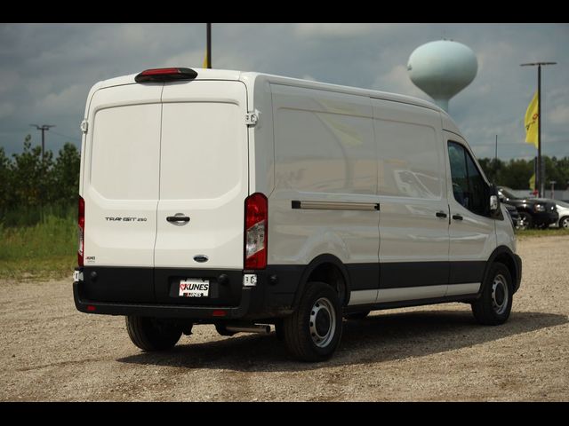 2024 Ford Transit Base