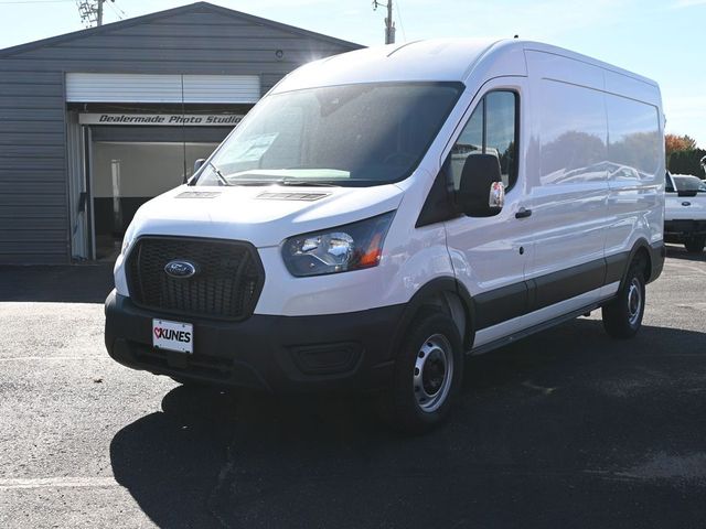 2024 Ford Transit Base