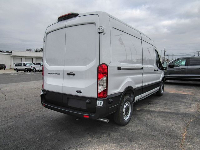 2024 Ford Transit Base