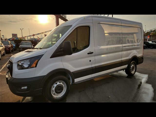 2024 Ford Transit Base