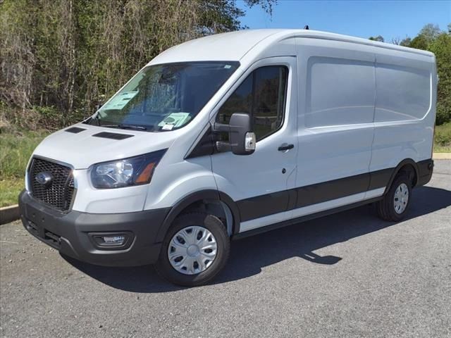 2024 Ford Transit Base