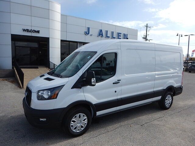 2024 Ford Transit Base