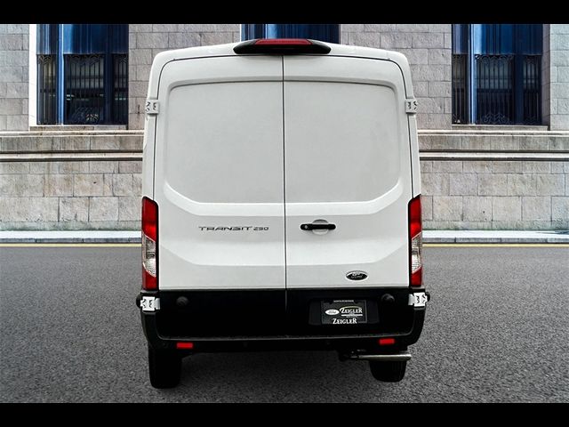 2024 Ford Transit Base