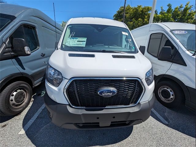 2024 Ford Transit Base