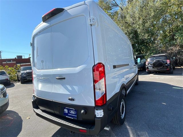 2024 Ford Transit Base