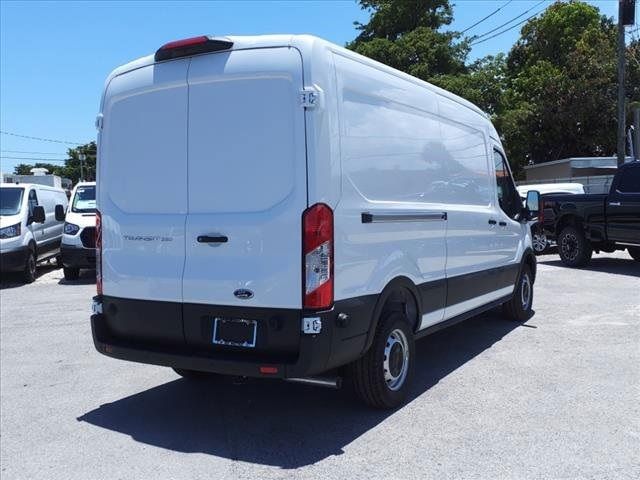 2024 Ford Transit Base