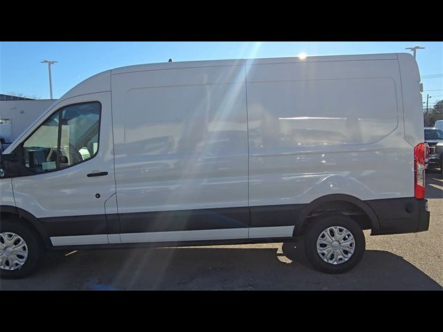 2024 Ford Transit Base