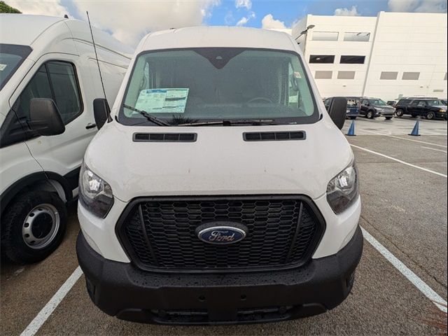 2024 Ford Transit Base