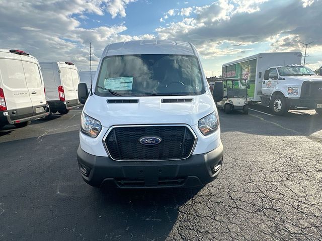 2024 Ford Transit Base