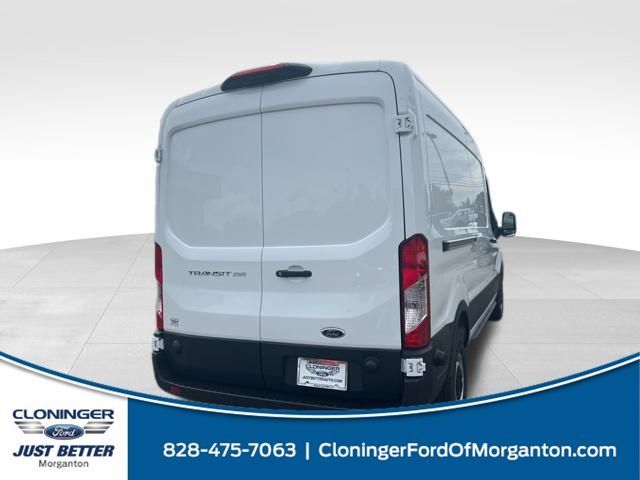 2024 Ford Transit Base