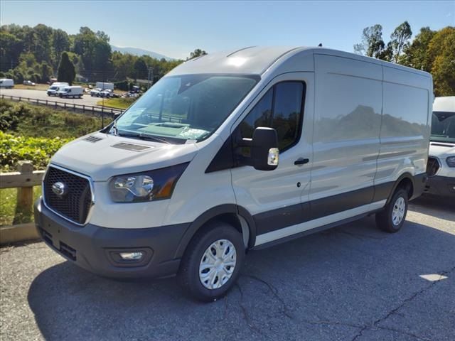 2024 Ford Transit Base