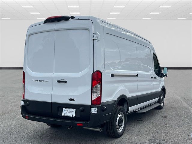 2024 Ford Transit Base