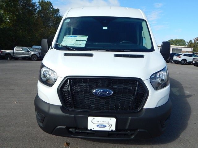 2024 Ford Transit Base