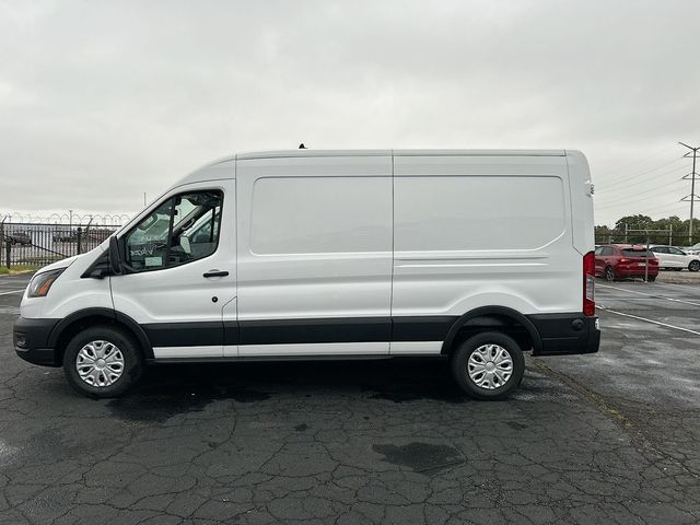 2024 Ford Transit Base