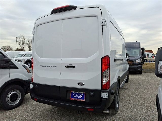 2024 Ford Transit Base