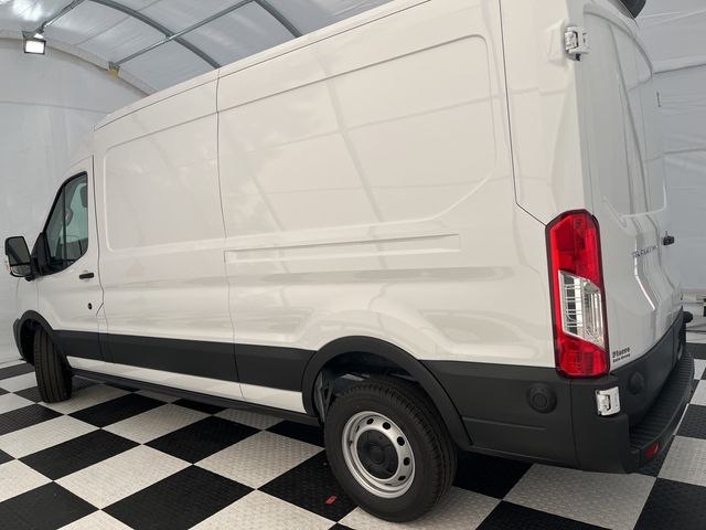 2024 Ford Transit Base