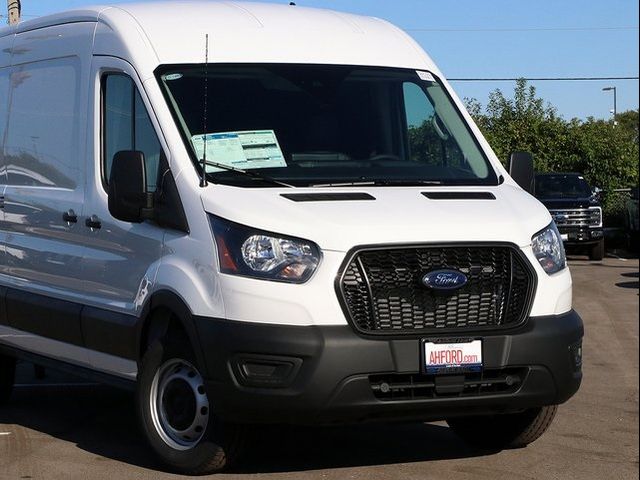 2024 Ford Transit Base