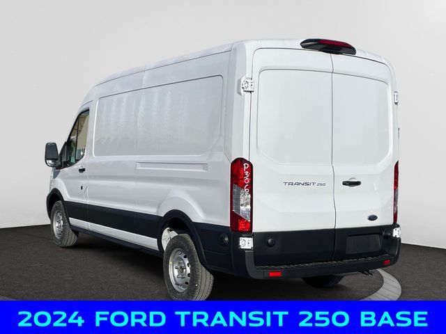 2024 Ford Transit Base