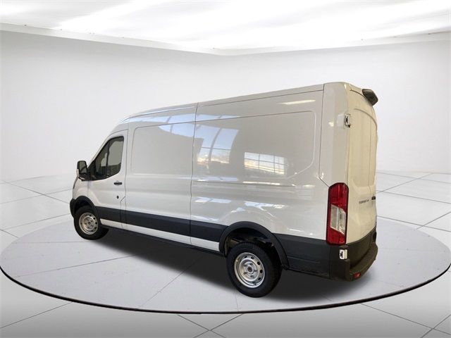 2024 Ford Transit Base