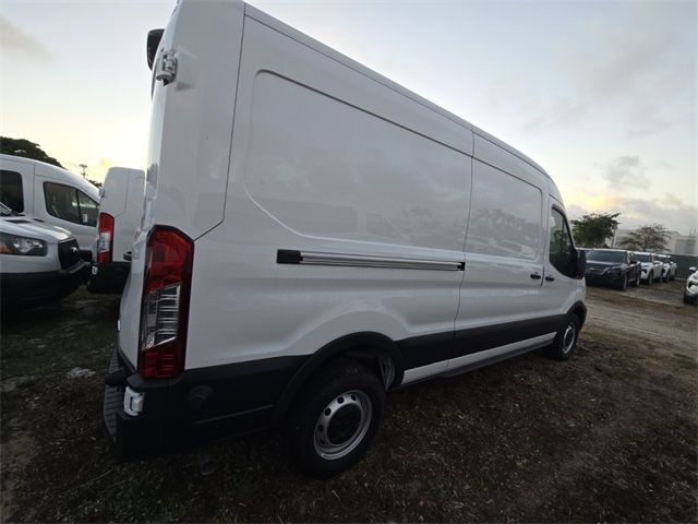 2024 Ford Transit Base