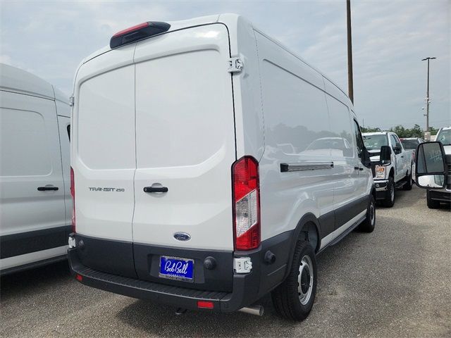 2024 Ford Transit Base