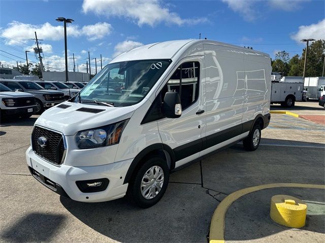 2024 Ford Transit Base